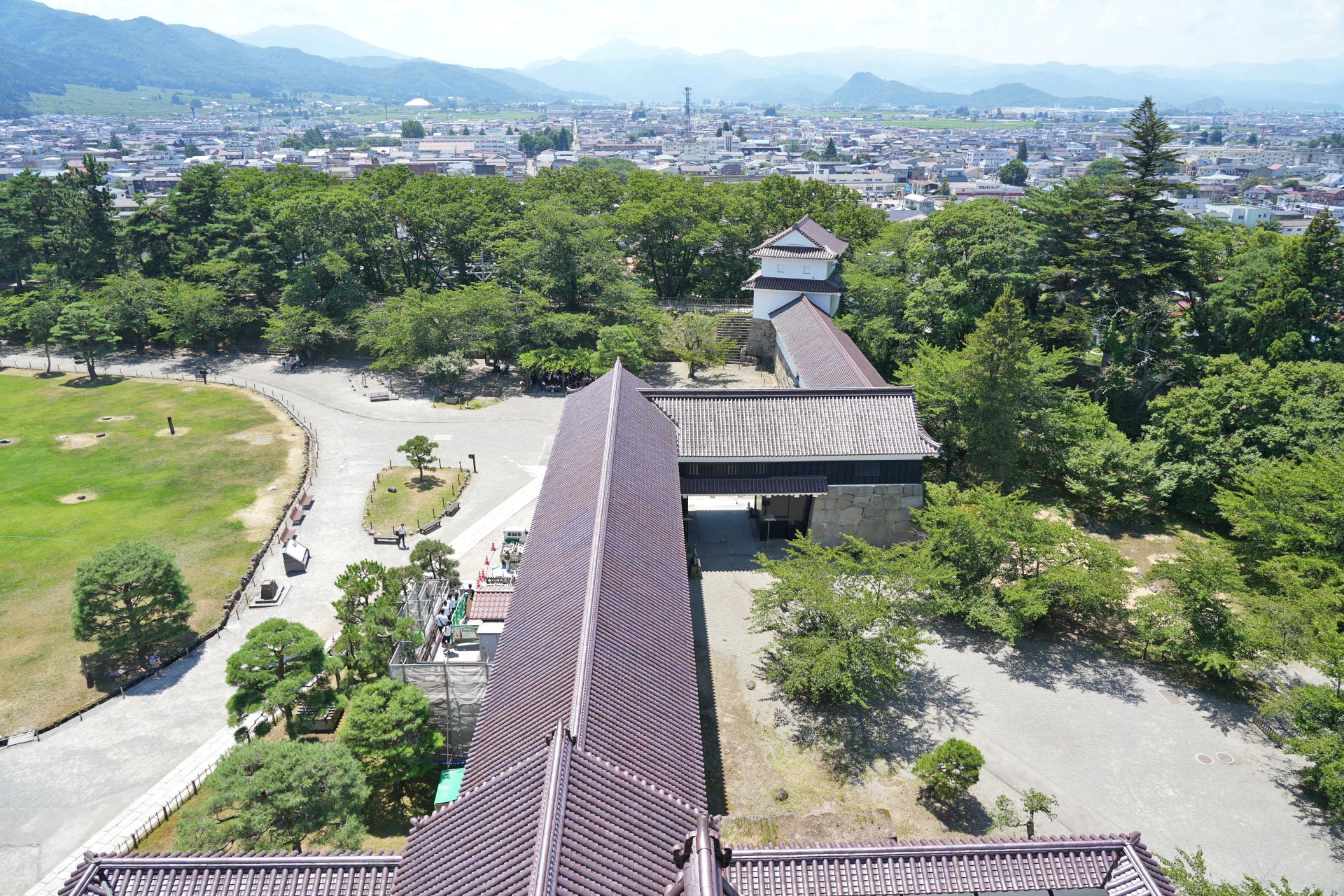 鶴ヶ城から見る風景　会津若松　福島の風景