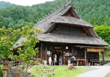 夏の西湖いやしの里根場　美しき日本の原風景　夏の山梨の風景
